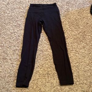 Lulu lemon black aligns 25” high rise size 4